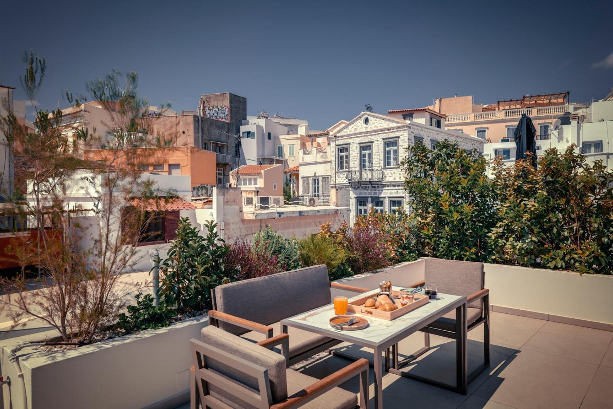 Ninemian Suites Syros Ermoúpoli Eksteriør bilde