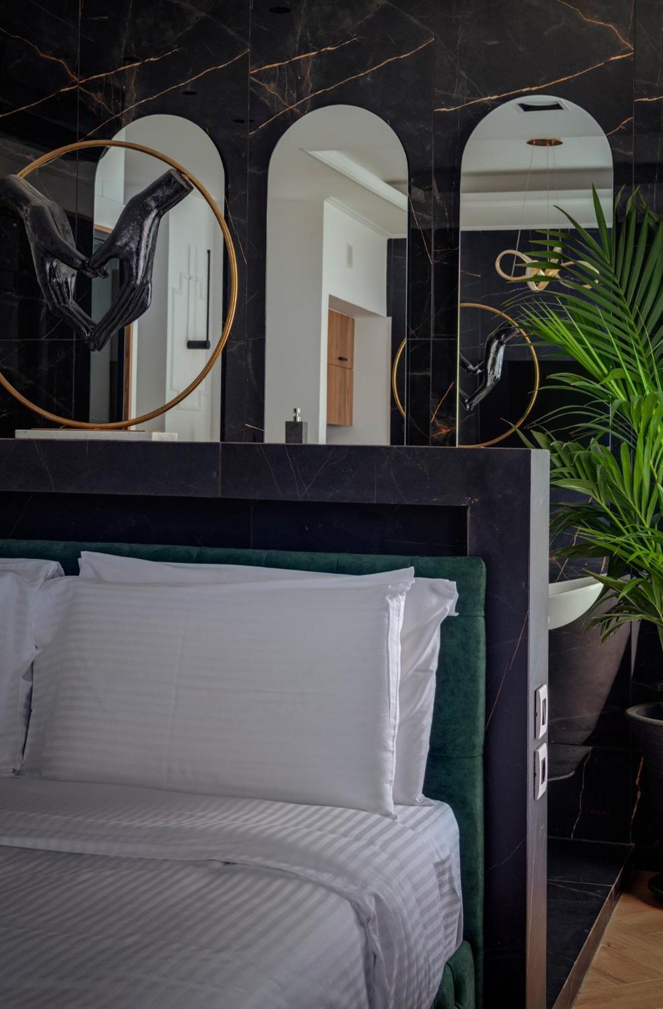 Ninemian Suites Syros Ermoúpoli Eksteriør bilde